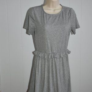 EUC Ginger G Gray Knee-Length Ruffle Dress Medium